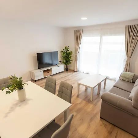 La Mar By Clabao Apartment *